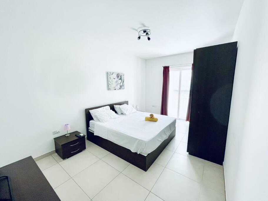 Stylish Modern Central Apartment 4 Paceville San Ġiljan Exterior foto